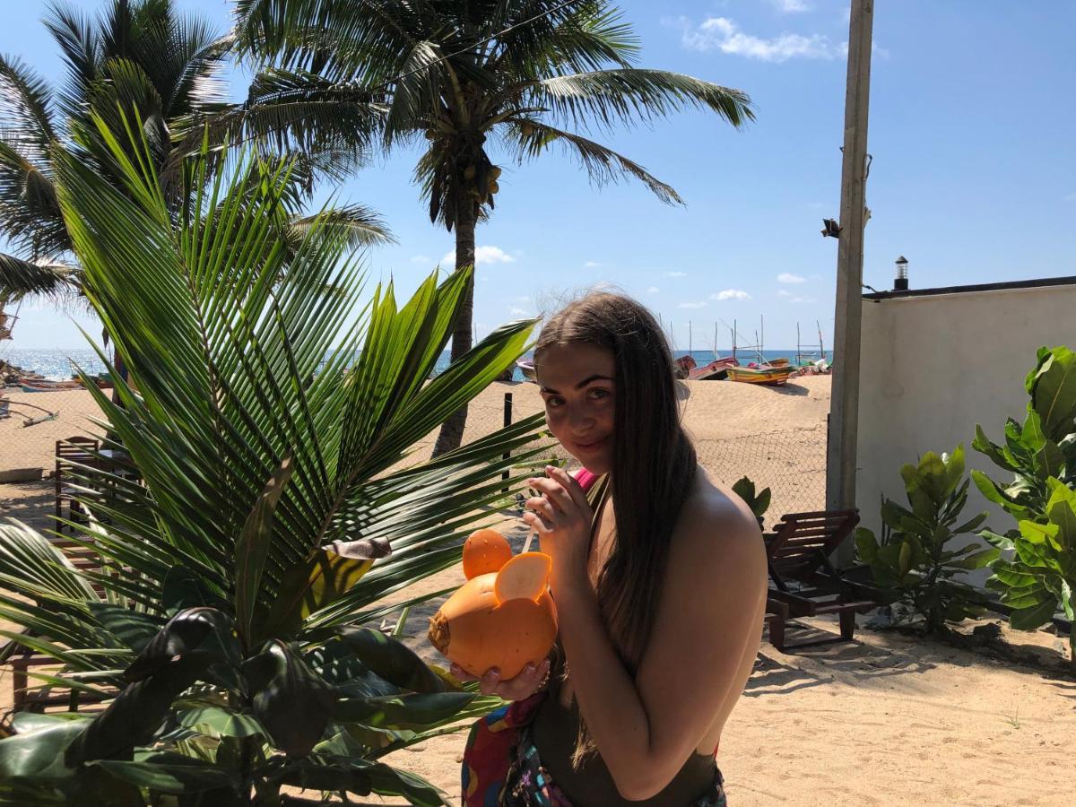 Italia Beach Hotel 安伯朗戈德 外观 照片